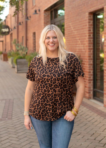 Layerz Leopard Lover Basic Tee