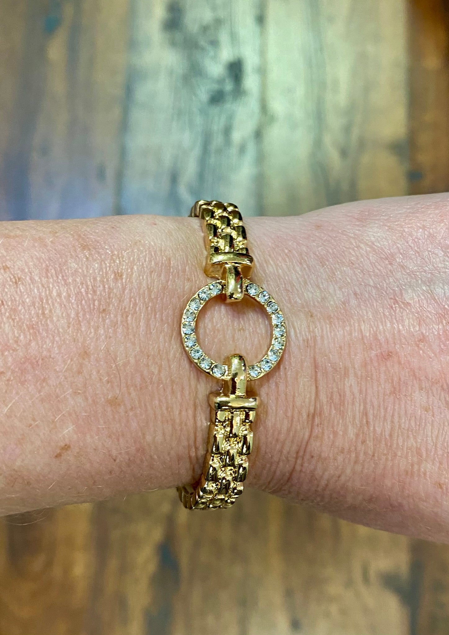 Linked Bracelet with Pavé Circle