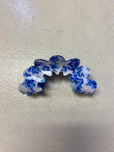 Vintage porcelain clip