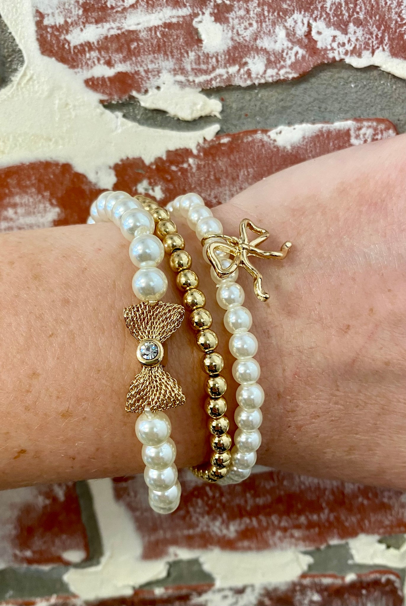 POSH Bow & Pearl Bracelet Set