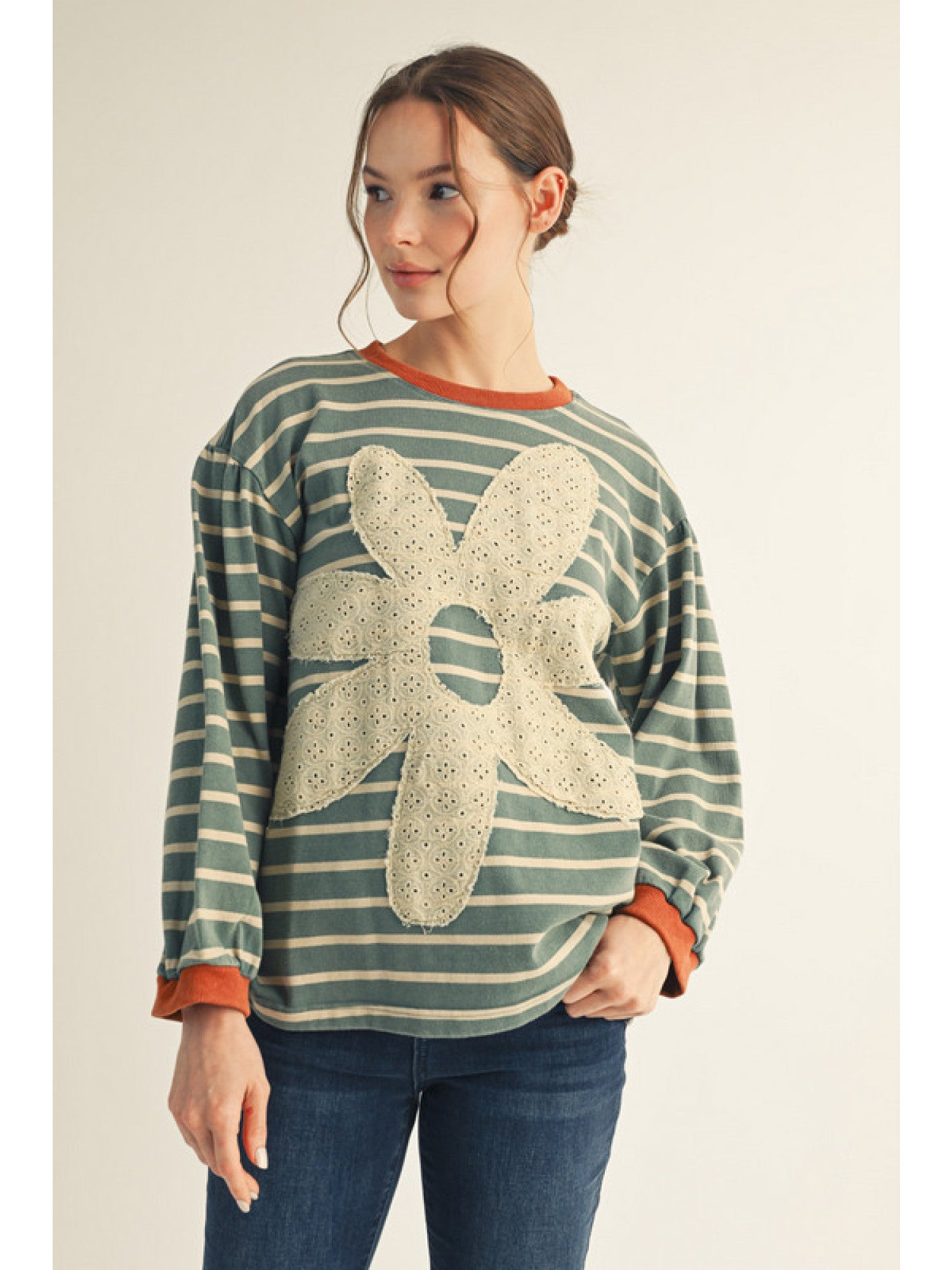 Daisy pullover