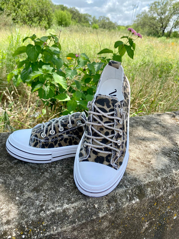 Aman Prints Sneakers
