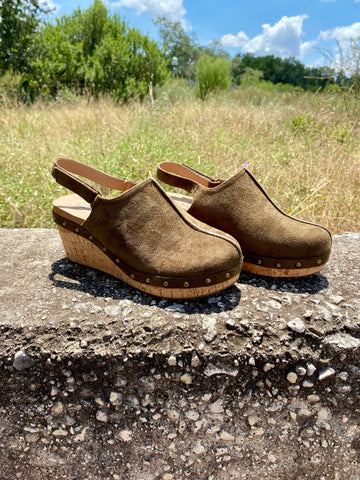Make Em Blush Wedge- Khaki Faux Suede
