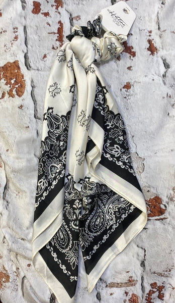 Scrunchie Scarf