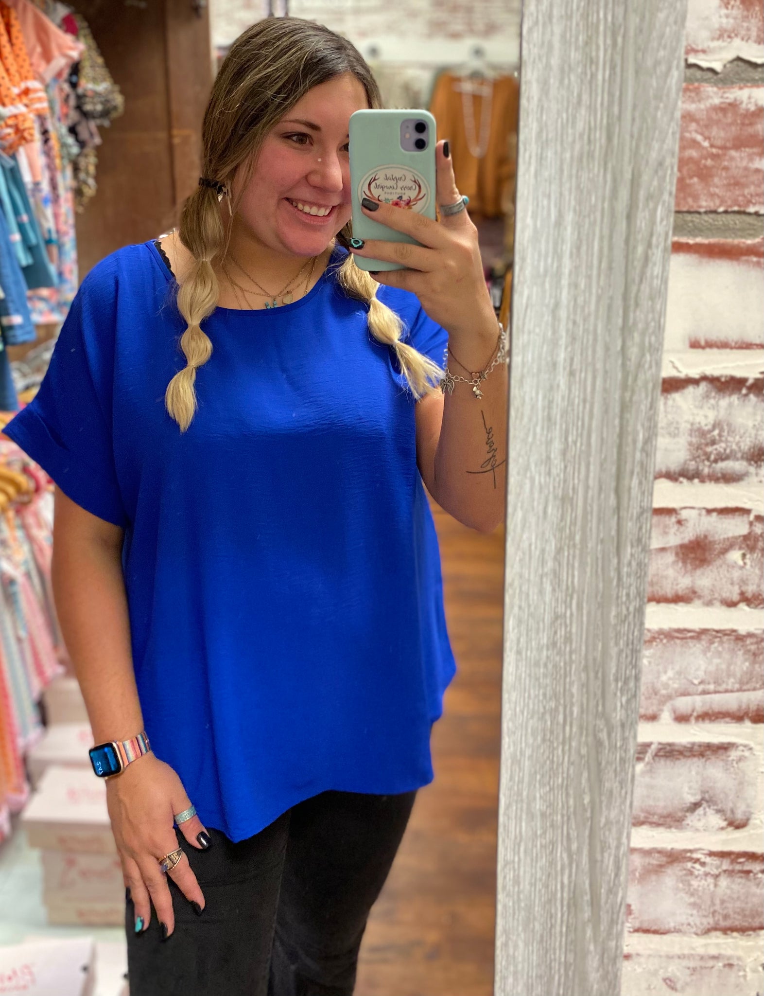 The Elizabeth Curvy Top